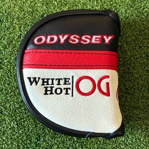Odyssey Golf White Hot OG Mid Mallet Putter Head Cover White Black magnetic
